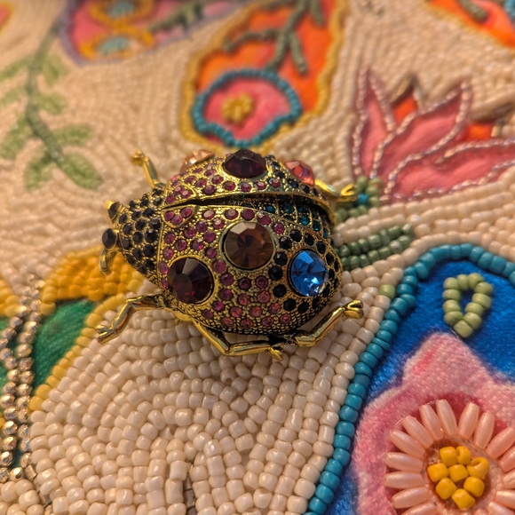 2 Inch Rhinestone Ladybug 🐞 Brooch/Pendant - Picture 2 of 6